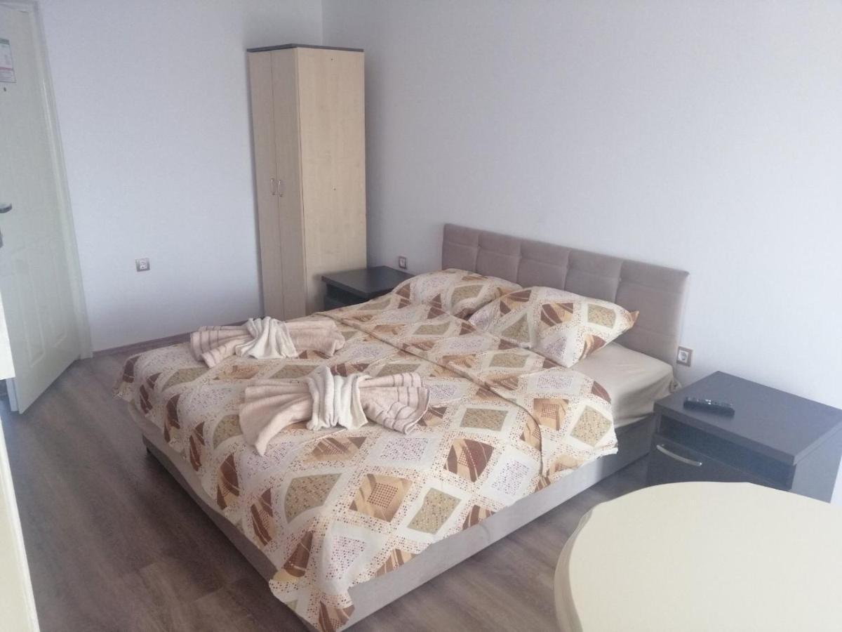 Apartments Kamenjar Novi Sad Quarto foto
