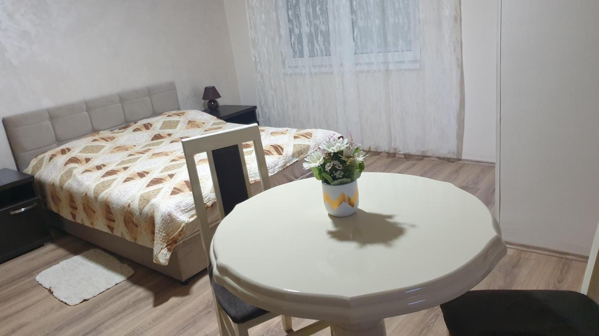 Apartments Kamenjar Novi Sad Quarto foto