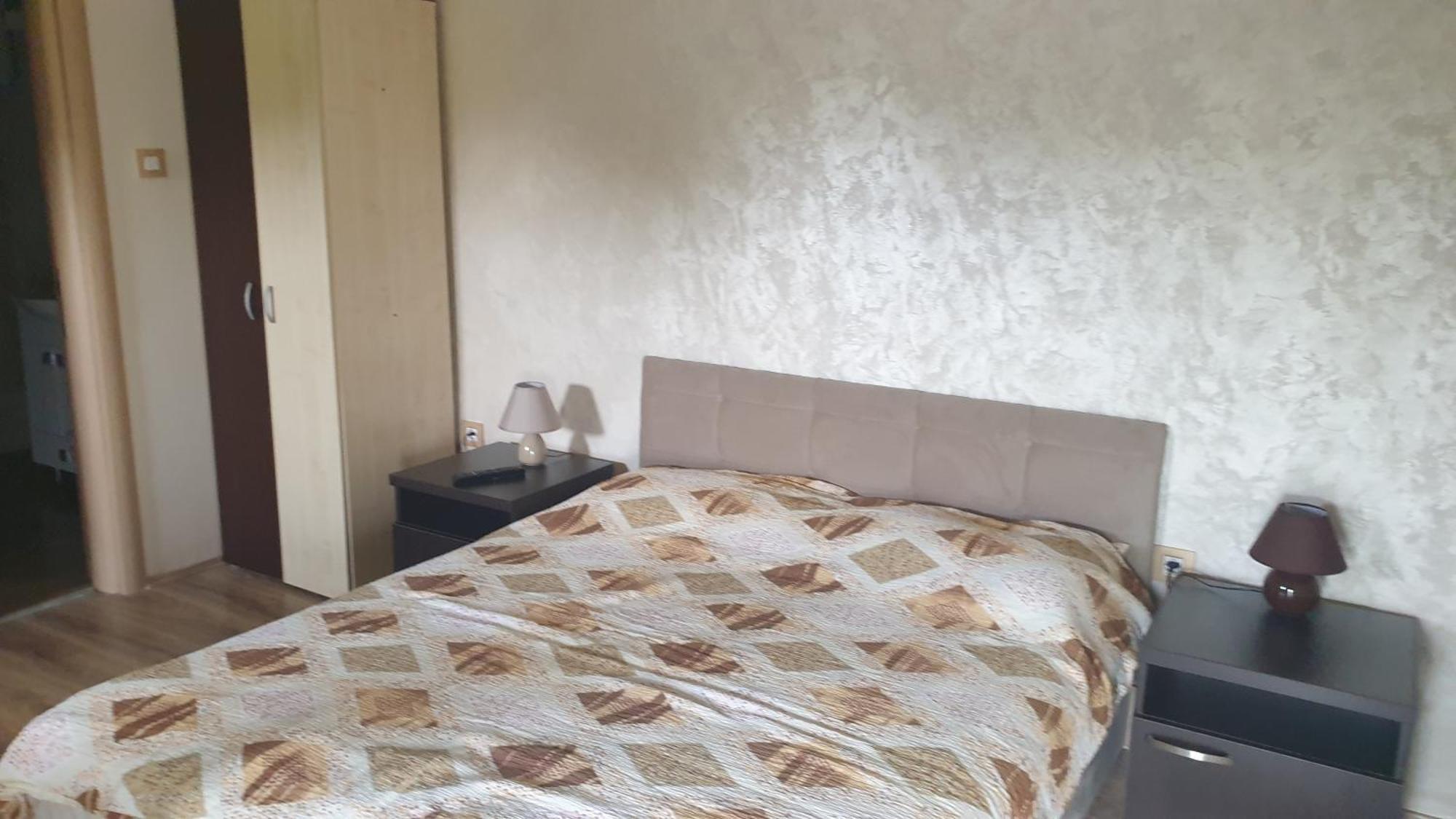Apartments Kamenjar Novi Sad Quarto foto
